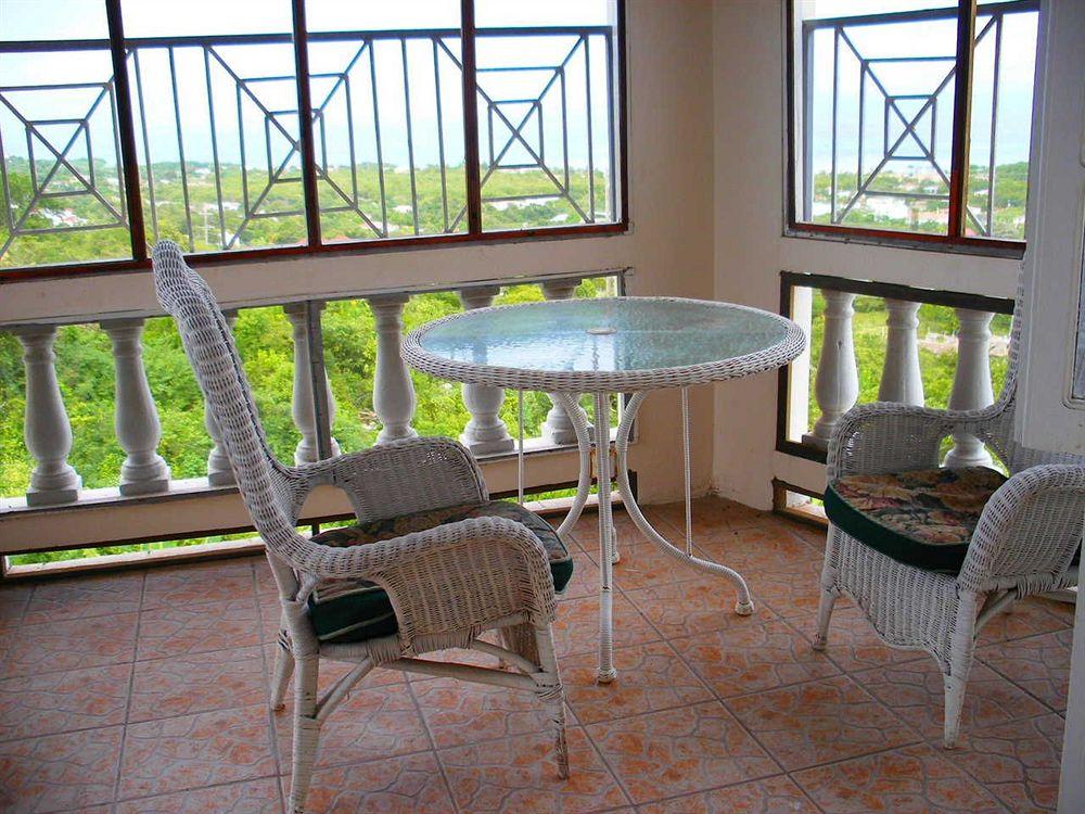 Emerald View Resort Villa Монтего-Бей Ресторан фото